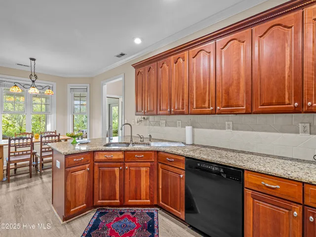 $2,400 | 302 Breckenridge Lane, New Bern, NC 28560