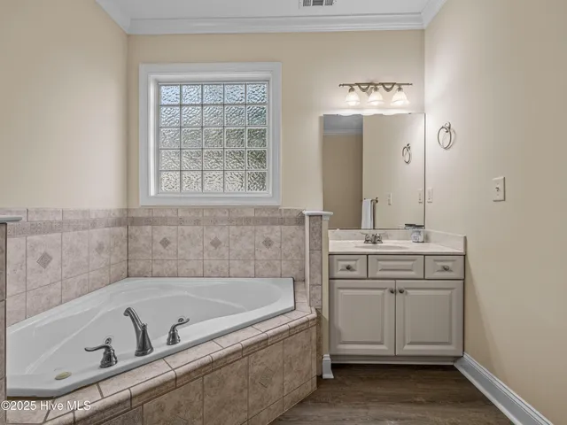 $2,400 | 302 Breckenridge Lane, New Bern, NC 28560