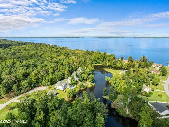 $2,400 | 302 Breckenridge Lane, New Bern, NC 28560