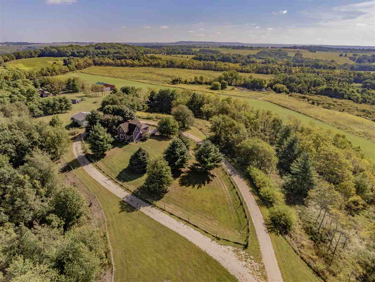 4081 South Massbach Road Stockton, IL 61085 - Photo 1 of 40