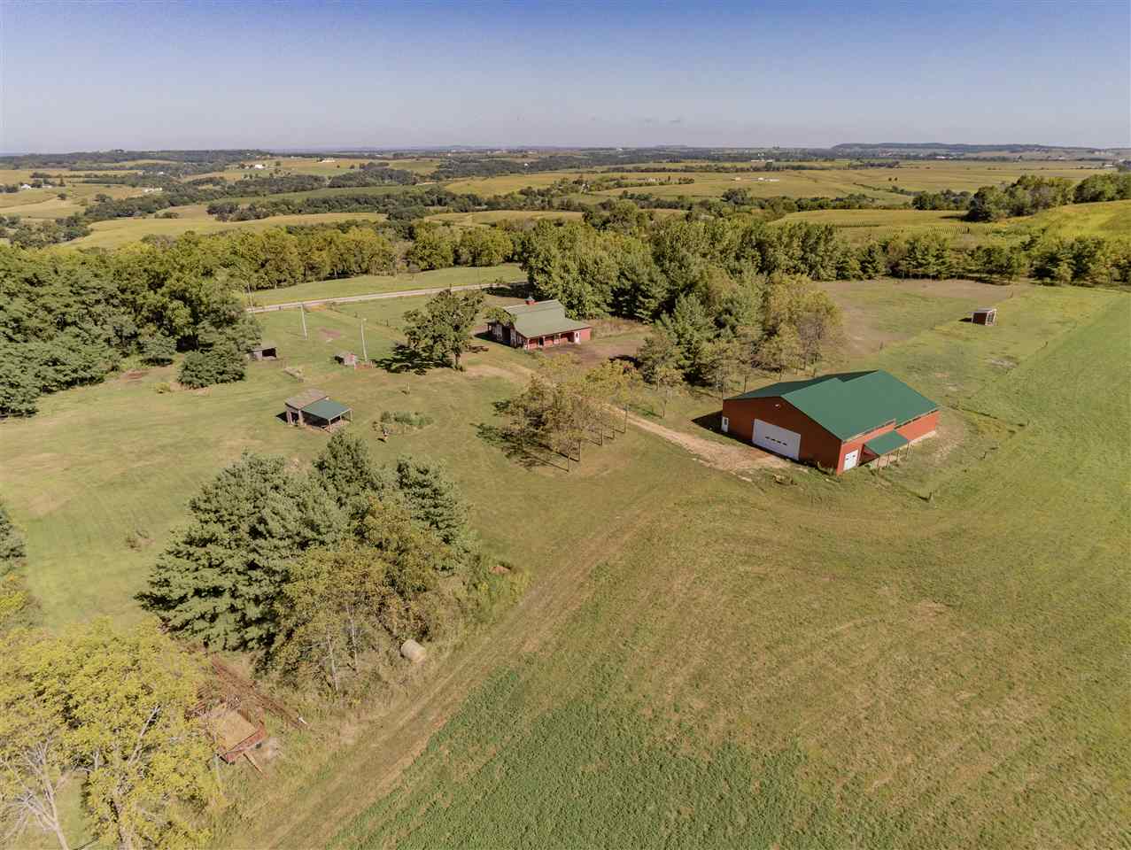 4081 South Massbach Road Stockton, IL 61085 - Photo 3 of 40