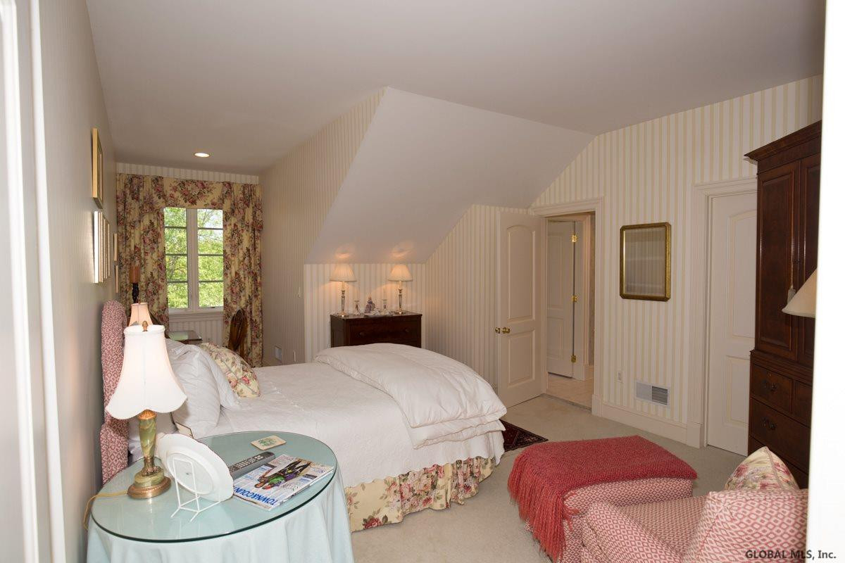 6 Schuyler Meadows Club Road Colonie, NY 12211 - Photo 17 of 25 Photo 17