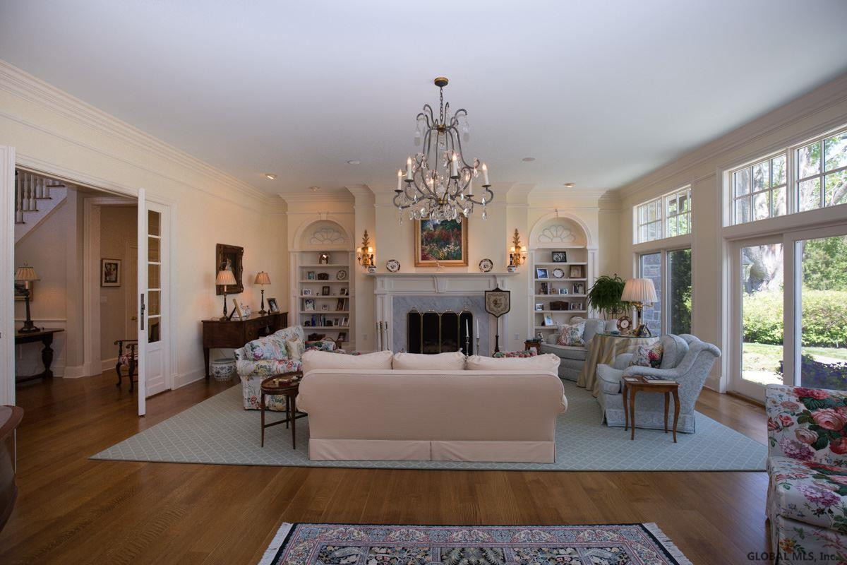 6 Schuyler Meadows Club Road Colonie, NY 12211 - Photo 6 of 25 Photo 6