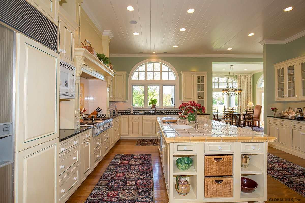 6 Schuyler Meadows Club Road Colonie, NY 12211 - Photo 9 of 25 Photo 9