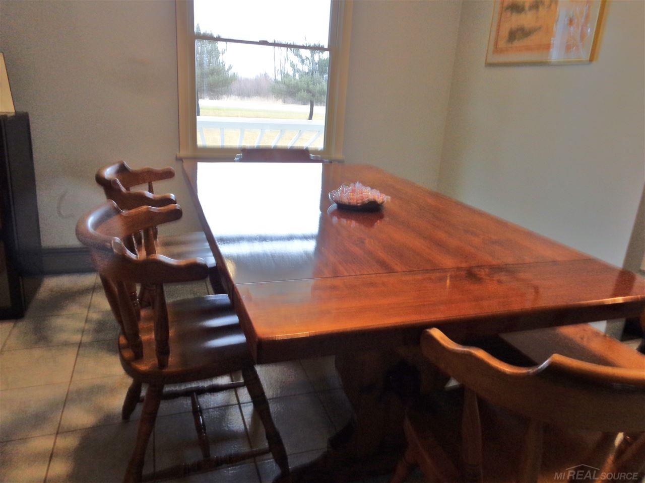 6640 County Farm Road Croswell, MI 48422 - Photo 4 of 35 31339534-3.JPG