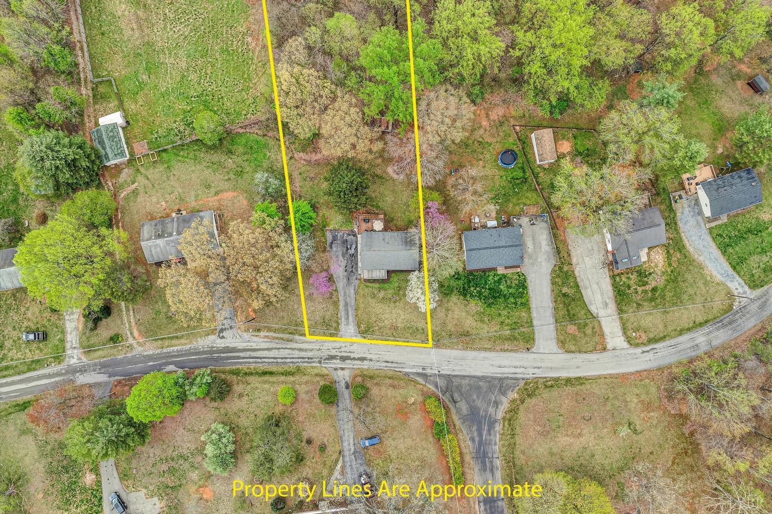 2080 Shady Run Road Vinton, VA 24179 - Photo 26 of 30 Gallery Image 26