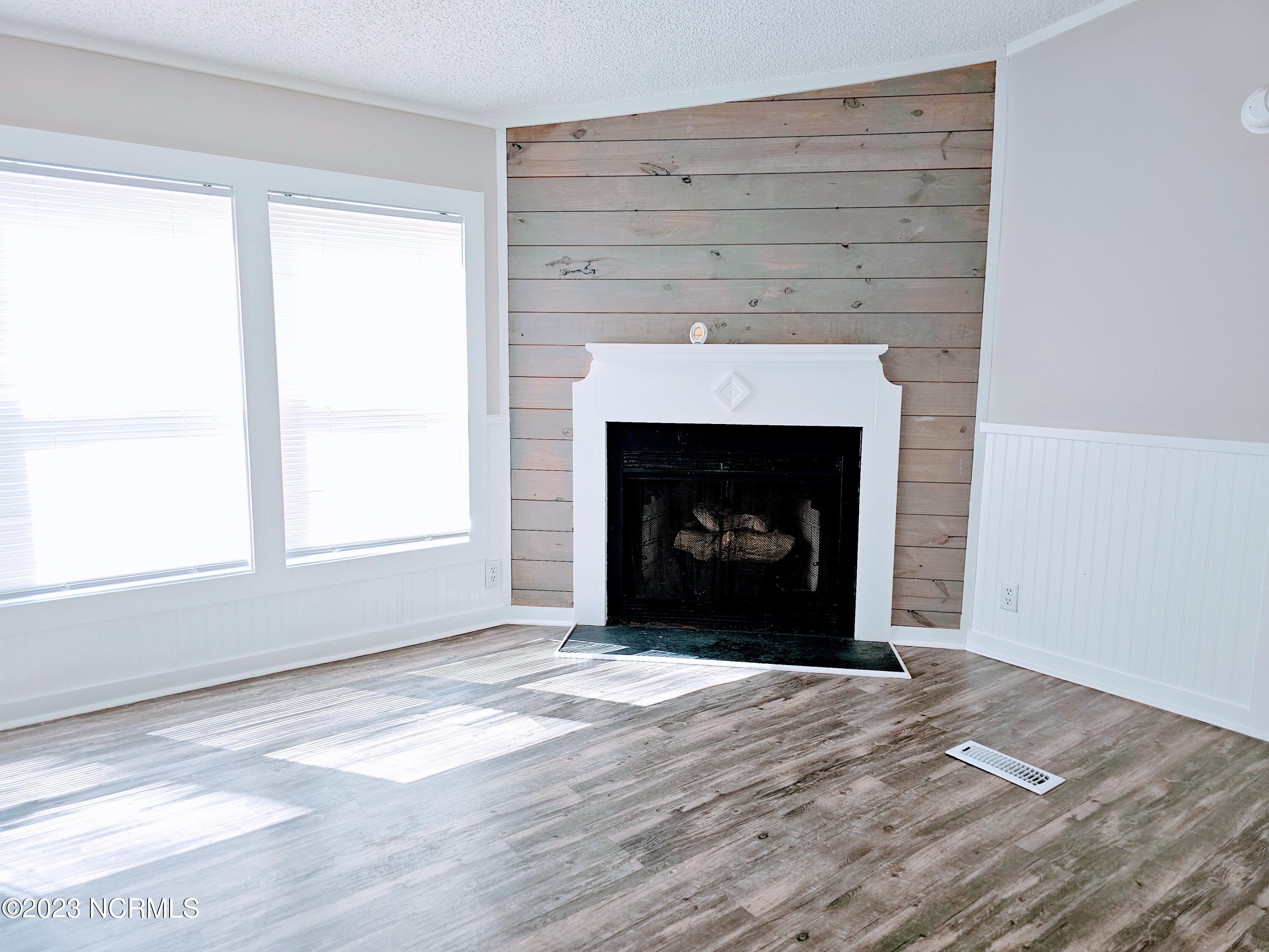 4609 Cove Road Wilmington, NC 28405 - Photo 18 of 31 20230827_104538