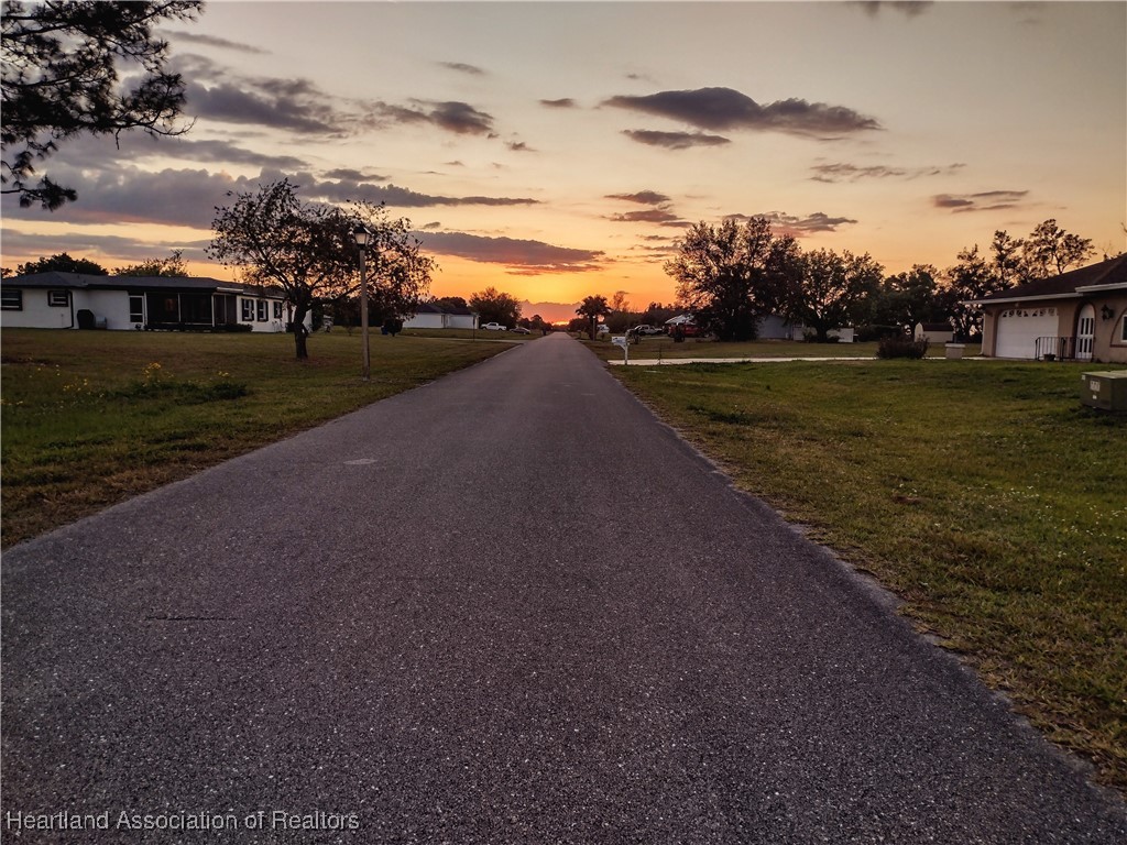 7817 Castile Road Sebring, FL 33876 - Photo 7 of 11 Gallery Image 7