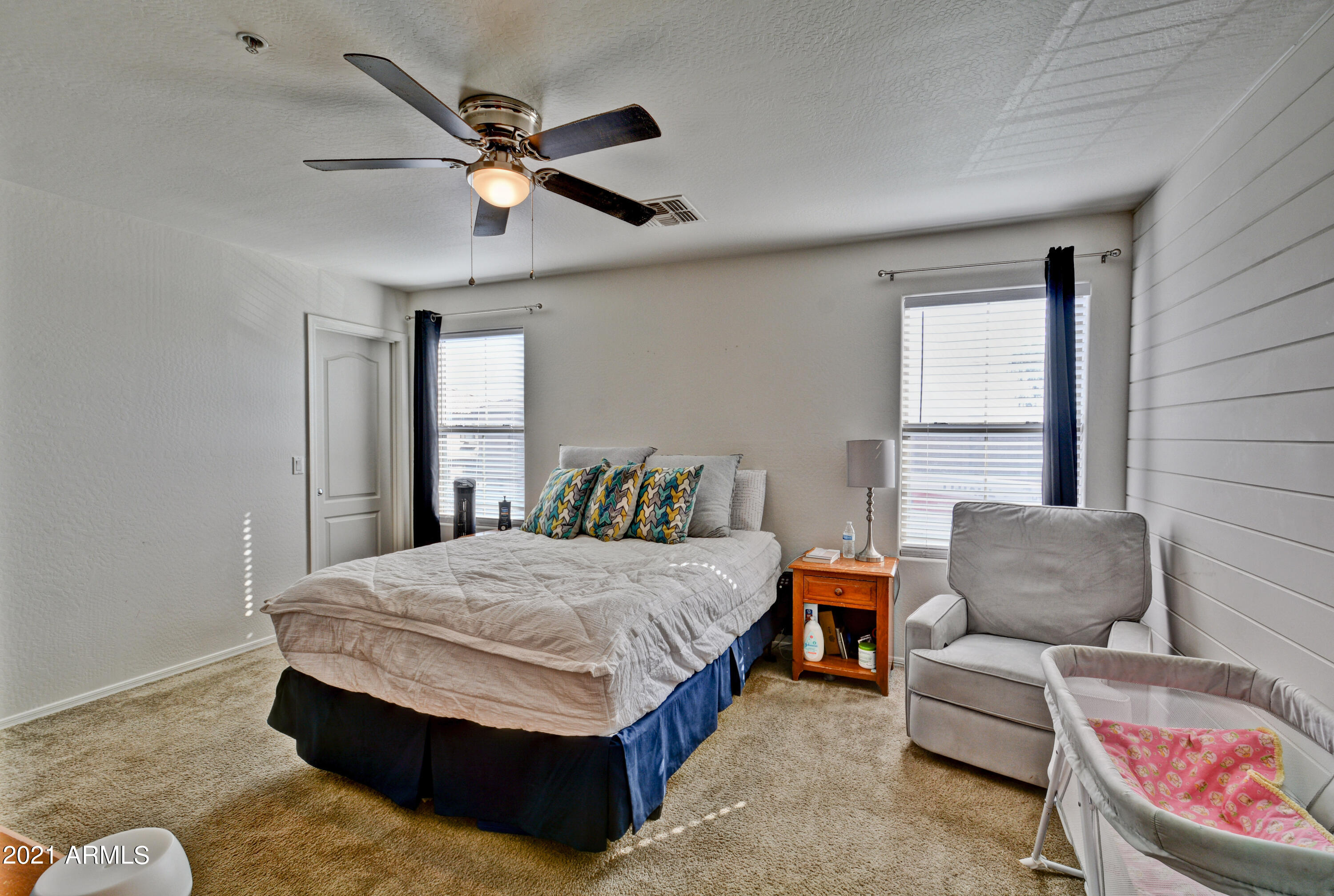 8169 West Groom Creek Road Phoenix, AZ 85043 - Photo 15 of 35 Primary Bedroom
