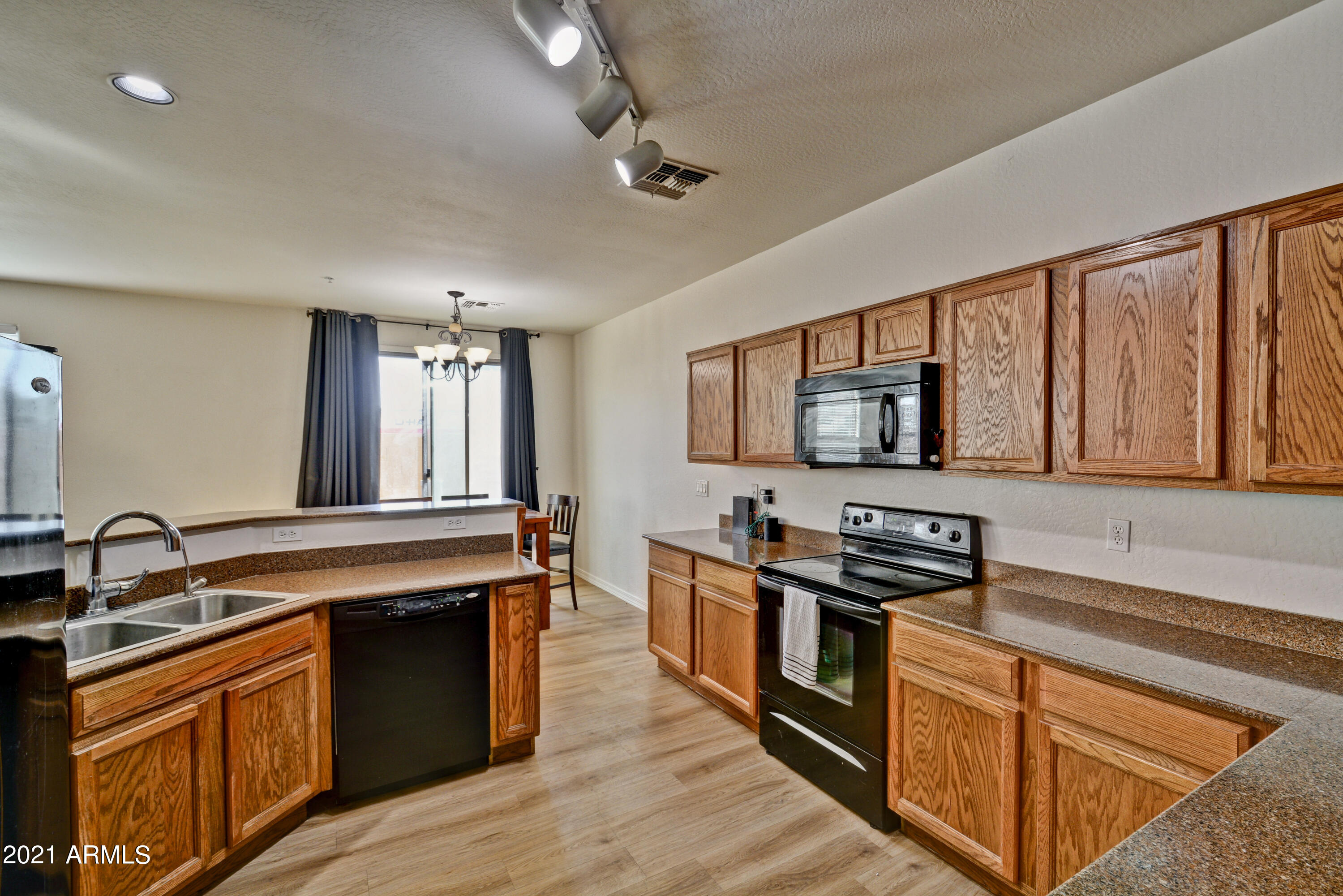 8169 West Groom Creek Road Phoenix, AZ 85043 - Photo 2 of 35 Kitchen