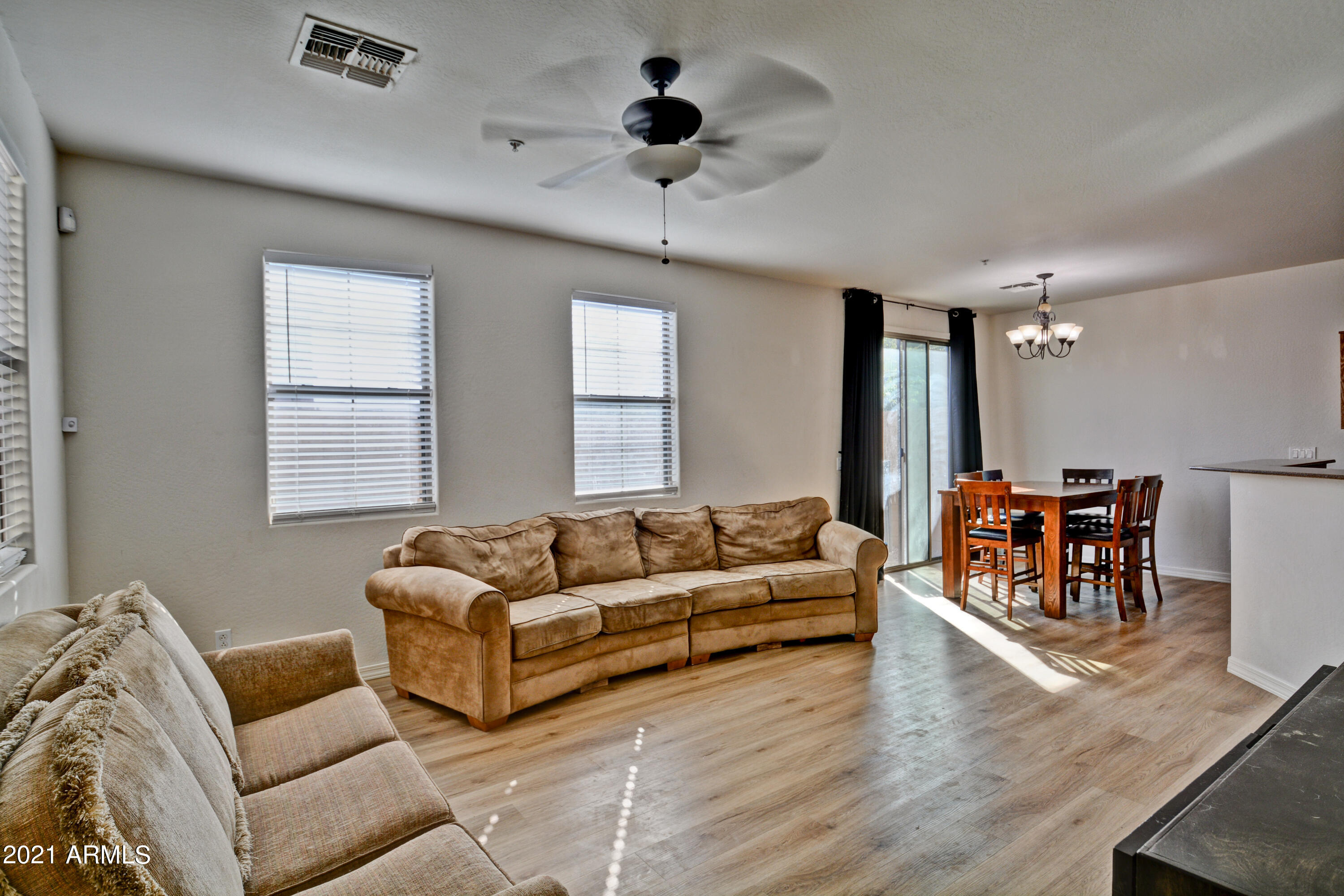8169 West Groom Creek Road Phoenix, AZ 85043 - Photo 3 of 35 Great Room