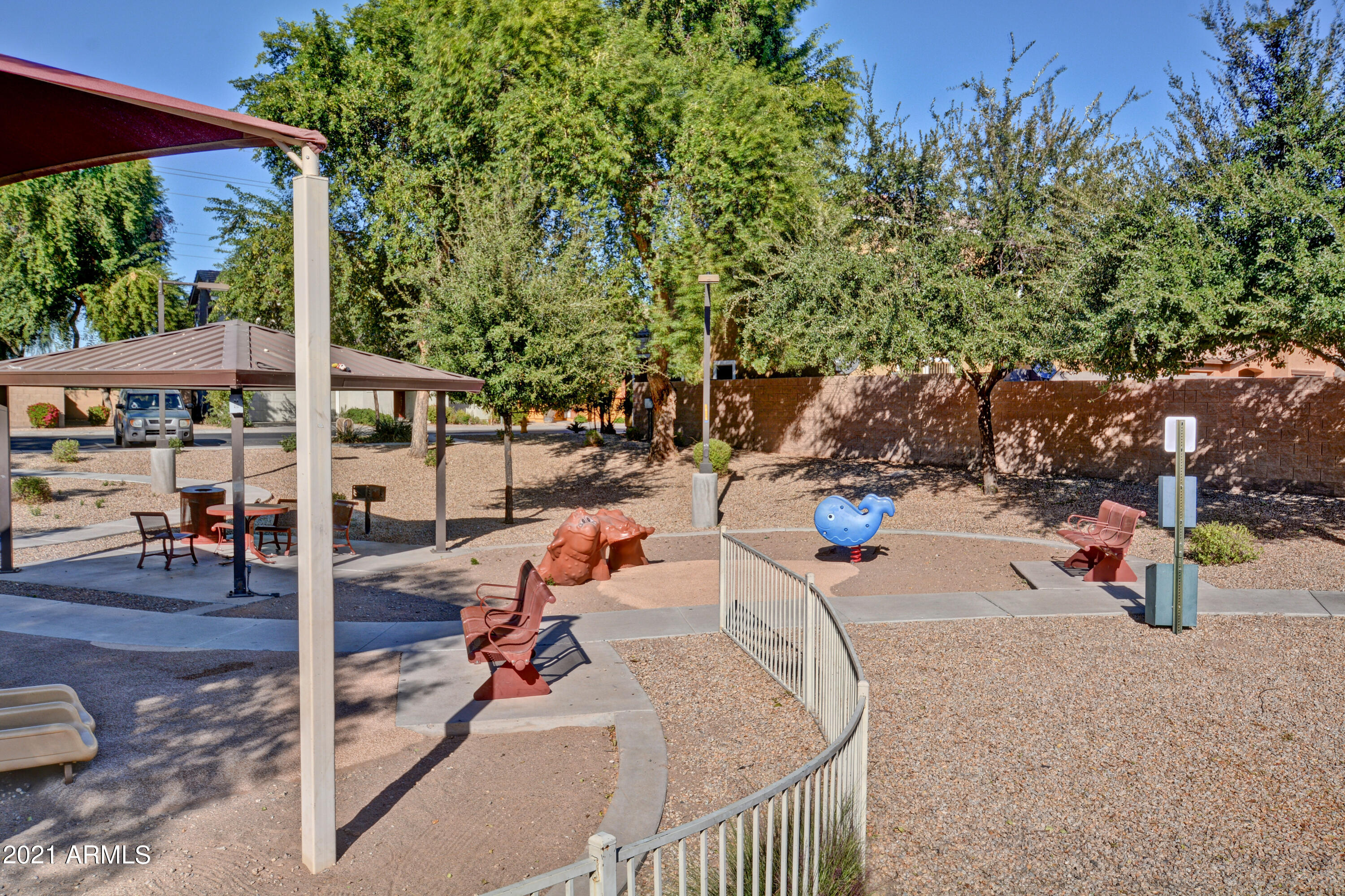 8169 West Groom Creek Road Phoenix, AZ 85043 - Photo 31 of 35 Common Area