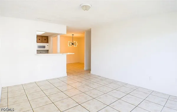 a view of a livingroom with an empty space