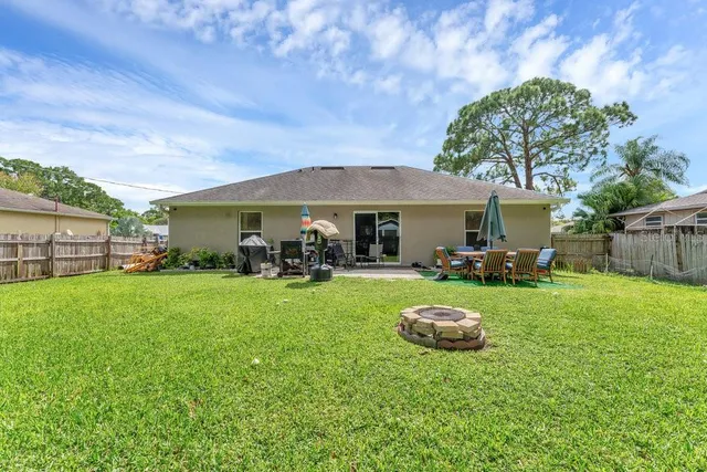 $330,000 | 229 Southwest Pagoda Terrace, Port St. Lucie, FL 34984