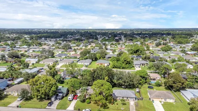 $330,000 | 229 Southwest Pagoda Terrace, Port St. Lucie, FL 34984