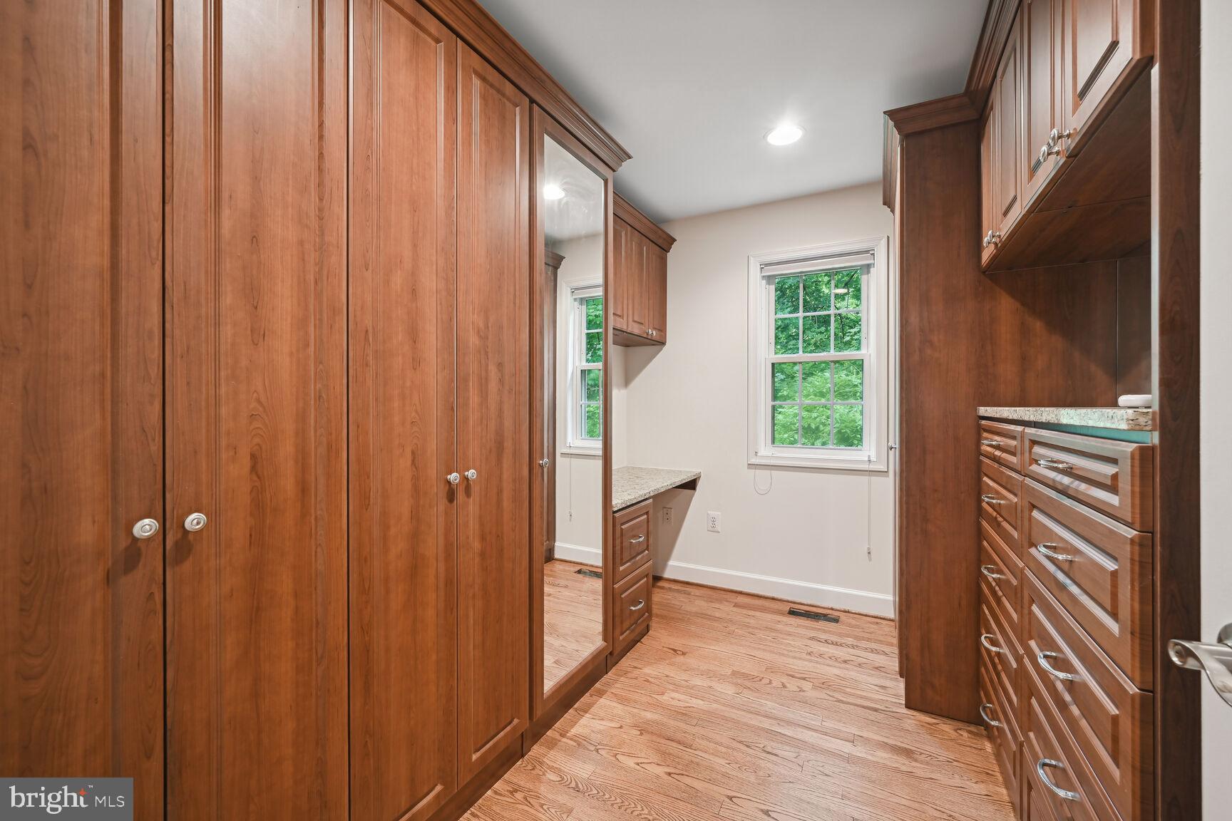 4900 33rd Road North Arlington, VA 22207 - Photo 20 of 45 with walk-in closet