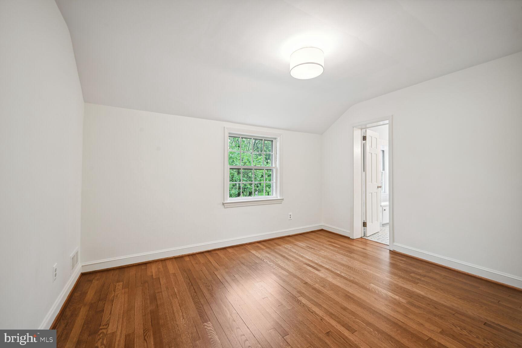 4900 33rd Road North Arlington, VA 22207 - Photo 25 of 45 Upstairs bedroom 2