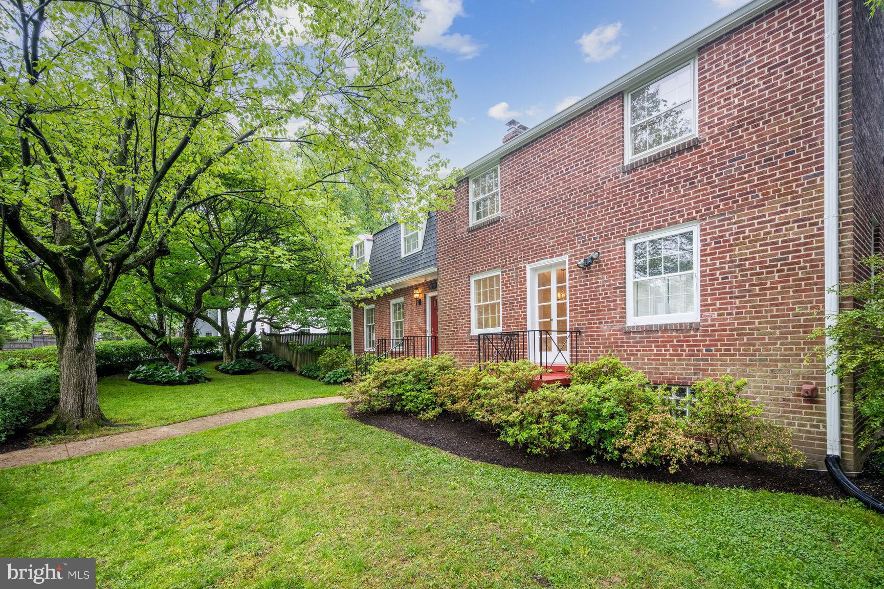 4900 33rd Road North Arlington, VA 22207 - Photo 3 of 45 Gallery Image 3