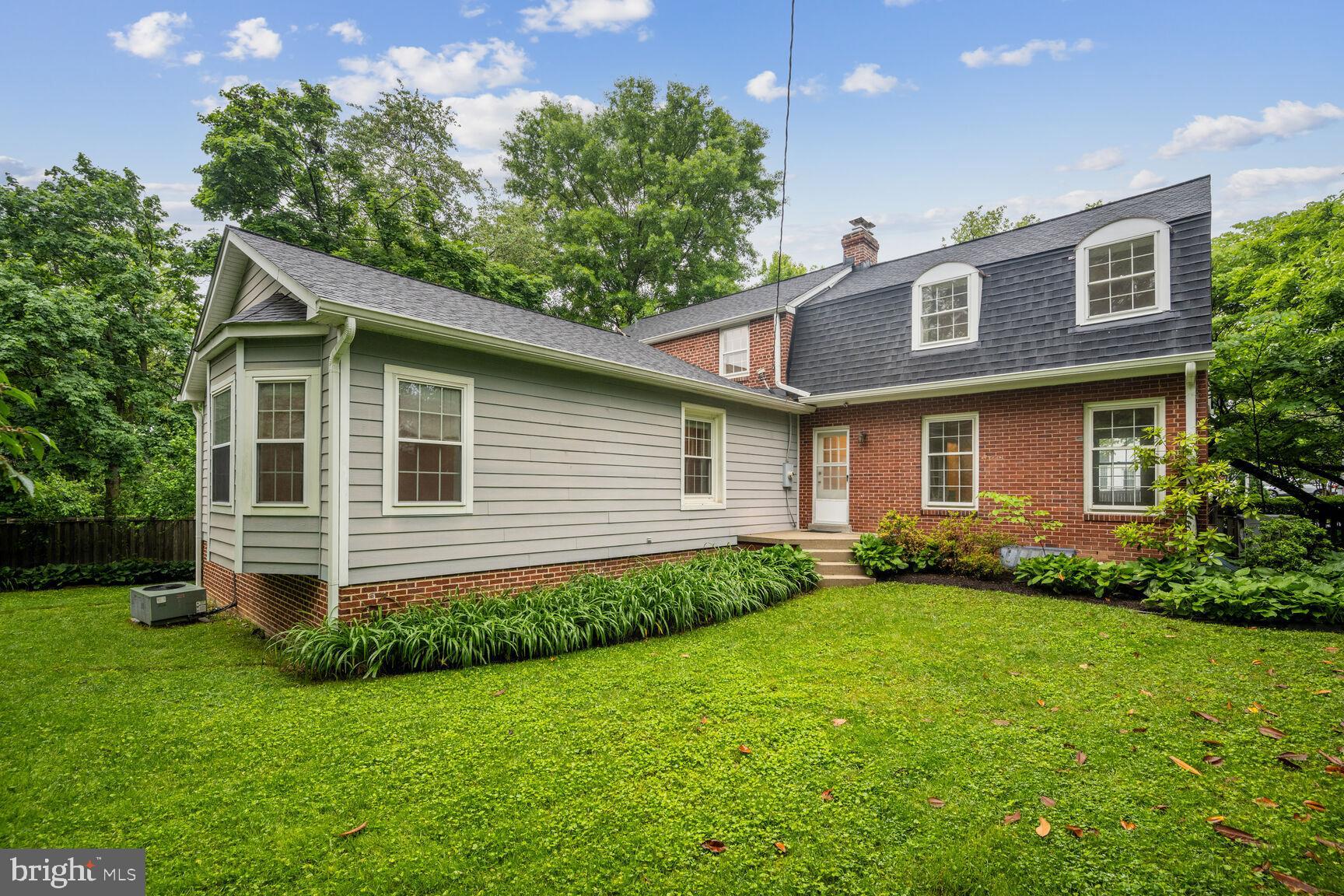 4900 33rd Road North Arlington, VA 22207 - Photo 42 of 45 Rear exterior