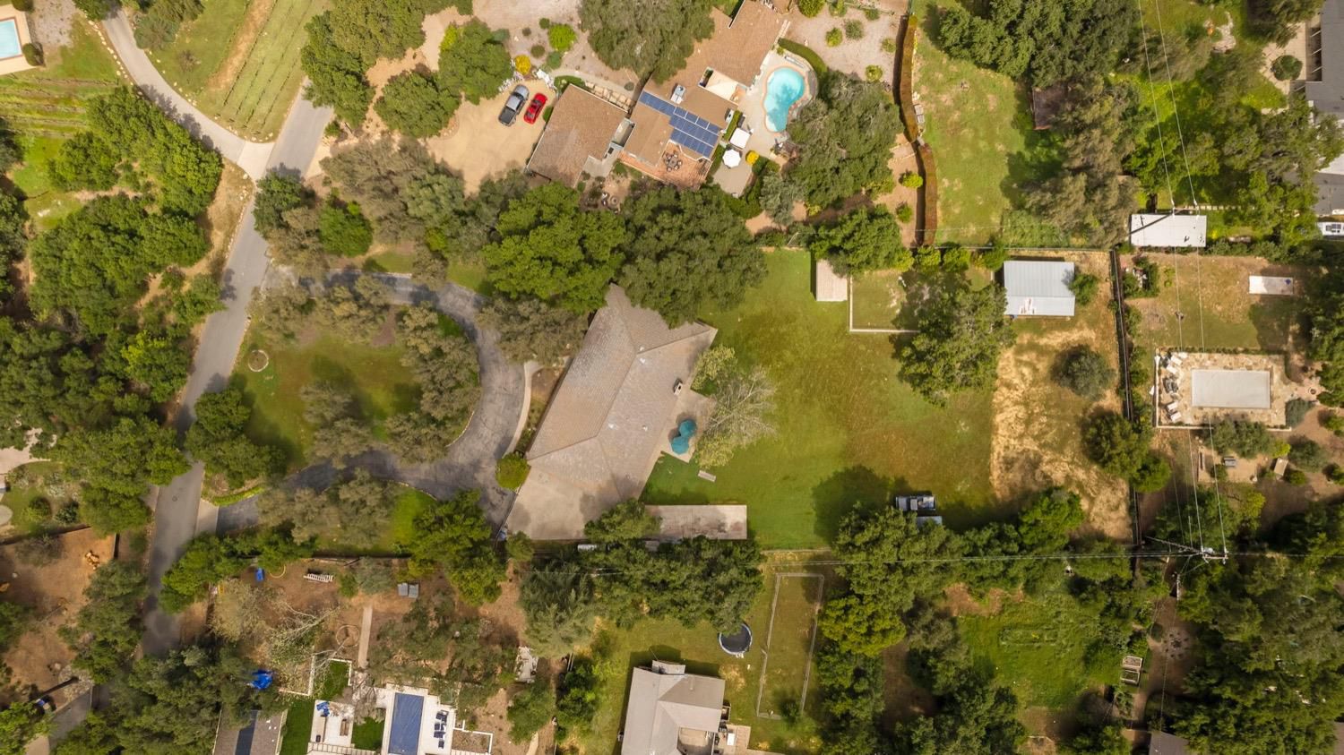 218 Sierra Road Ojai, CA 93023 - Photo 48 of 50 a aerial view of a residential houses with yard