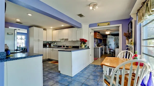 $4,500,000 | 627 Concord Lane, Holmes Beach, FL 34217