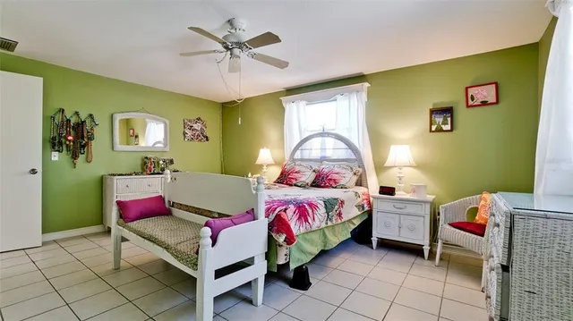 $4,500,000 | 627 Concord Lane, Holmes Beach, FL 34217