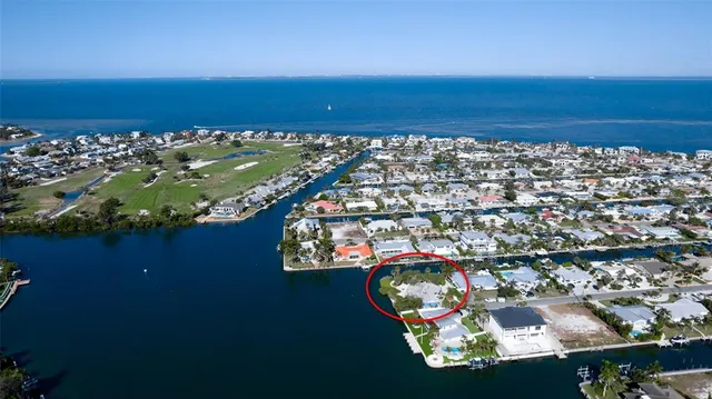 $4,500,000 | 627 Concord Lane, Holmes Beach, FL 34217