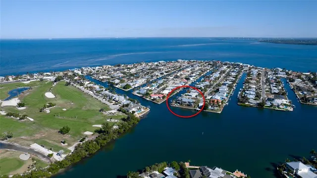 $4,500,000 | 627 Concord Lane, Holmes Beach, FL 34217