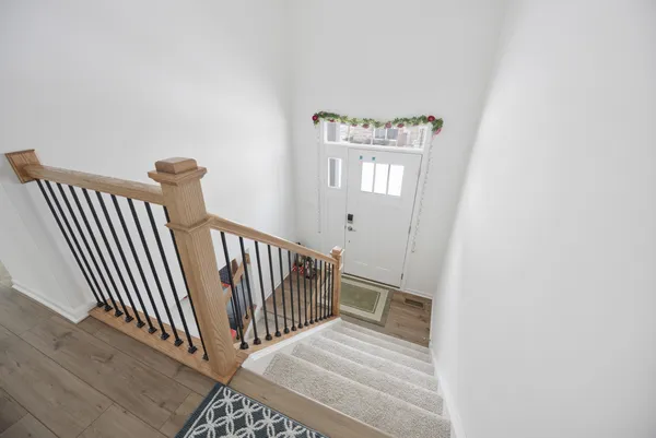 $2,995 | 620 Wolverine Drive, Aurora, IL 60502