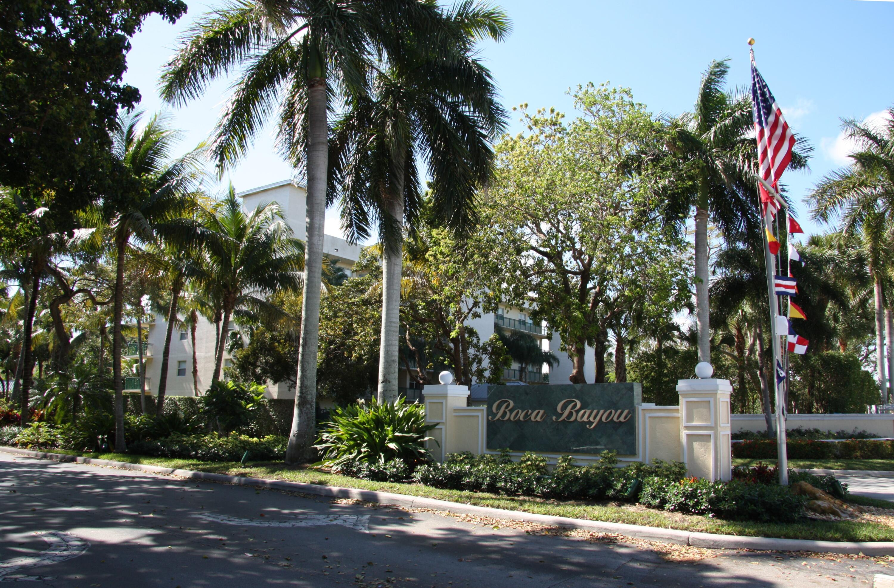4 Royal Palm Way, Unit 504 Boca Raton, FL 33432 - Photo 20 of 25 Community Entrance