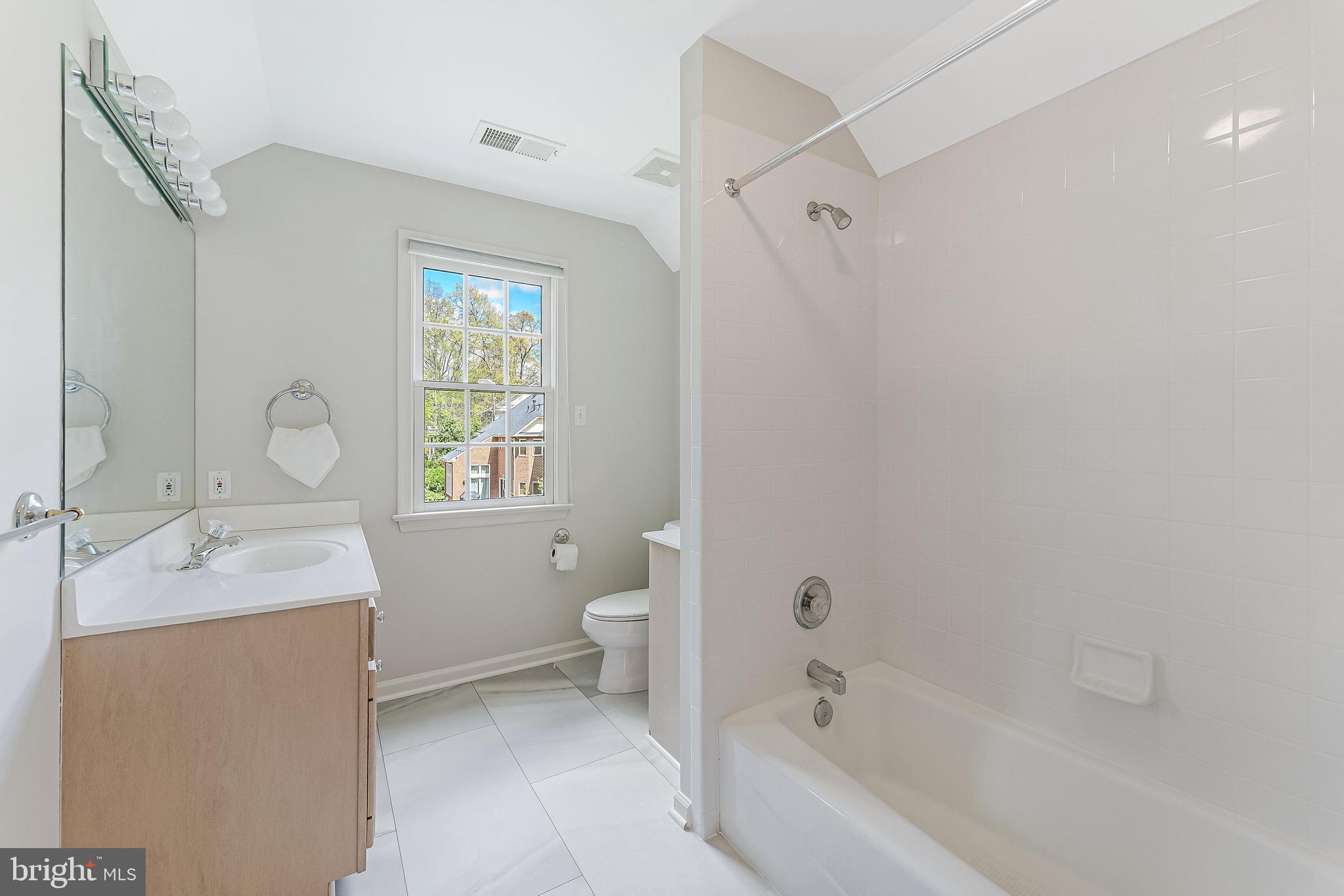 808 Crews Road Great Falls, VA 22066 - Photo 52 of 80 Gallery Image 52
