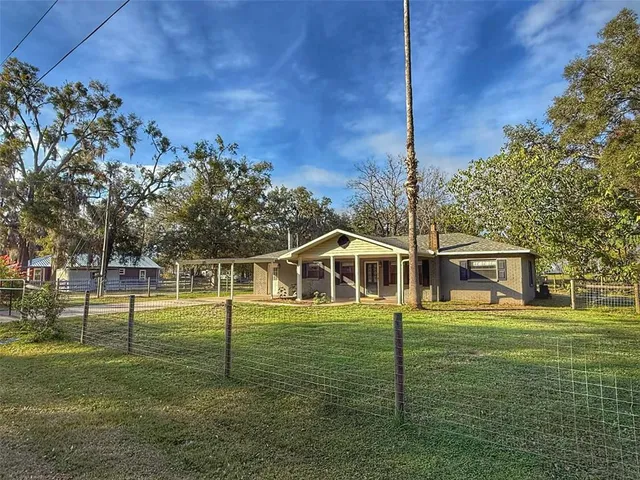 $165,000 | 825 Northwest 3rd Avenue, Trenton, FL 32693