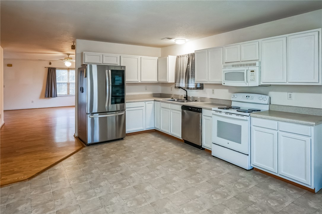 3209 Dobbins Bridge Road Anderson, SC 29626 - Photo 7 of 17 Gallery Image 7