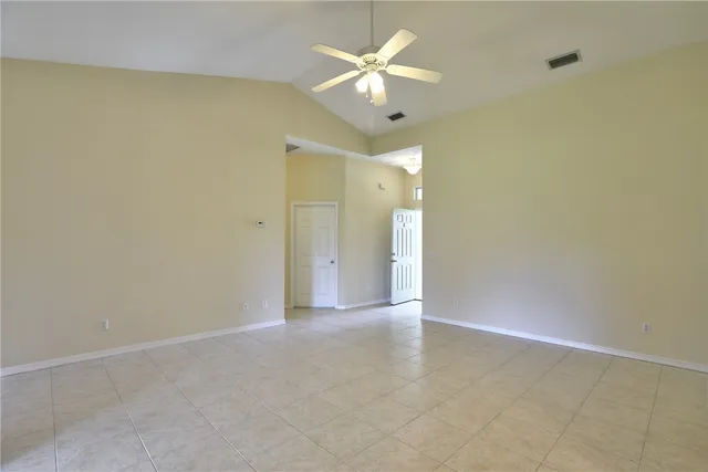 en view of an empty room with a window