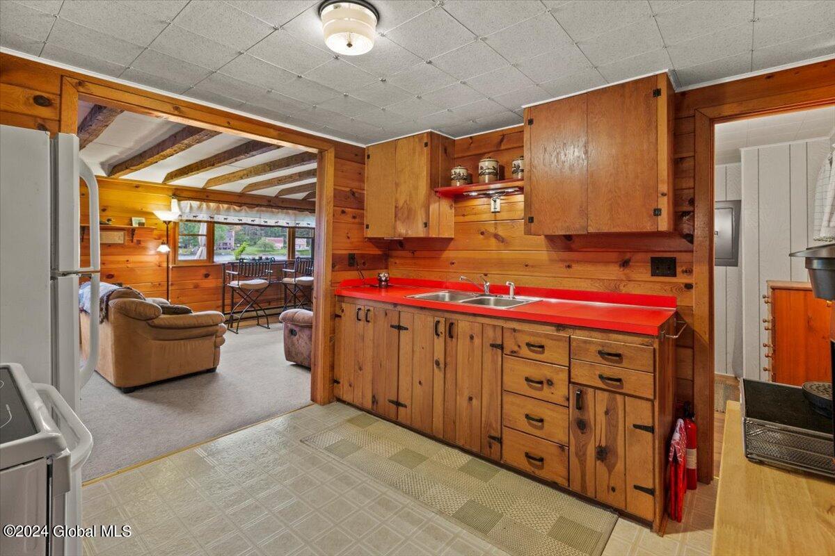 38 Circle Drive Berne, NY 12059 - Photo 6 of 20 13-MW2_2199