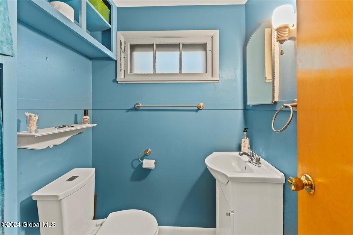 38 Circle Drive Berne, NY 12059 - Photo 10 of 20 10-MW2_2185