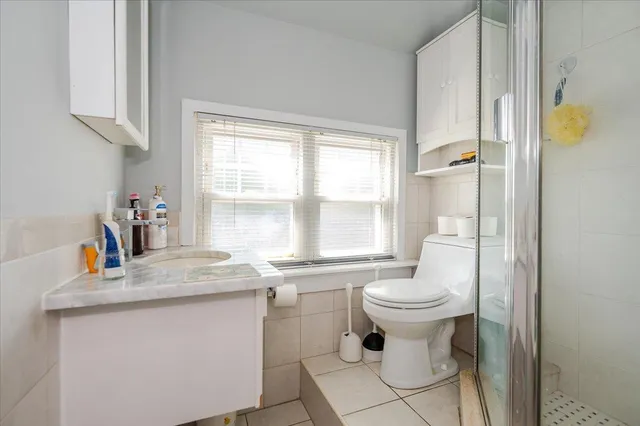 $899,900 | 3607 Irwin Avenue | Kingsbridge