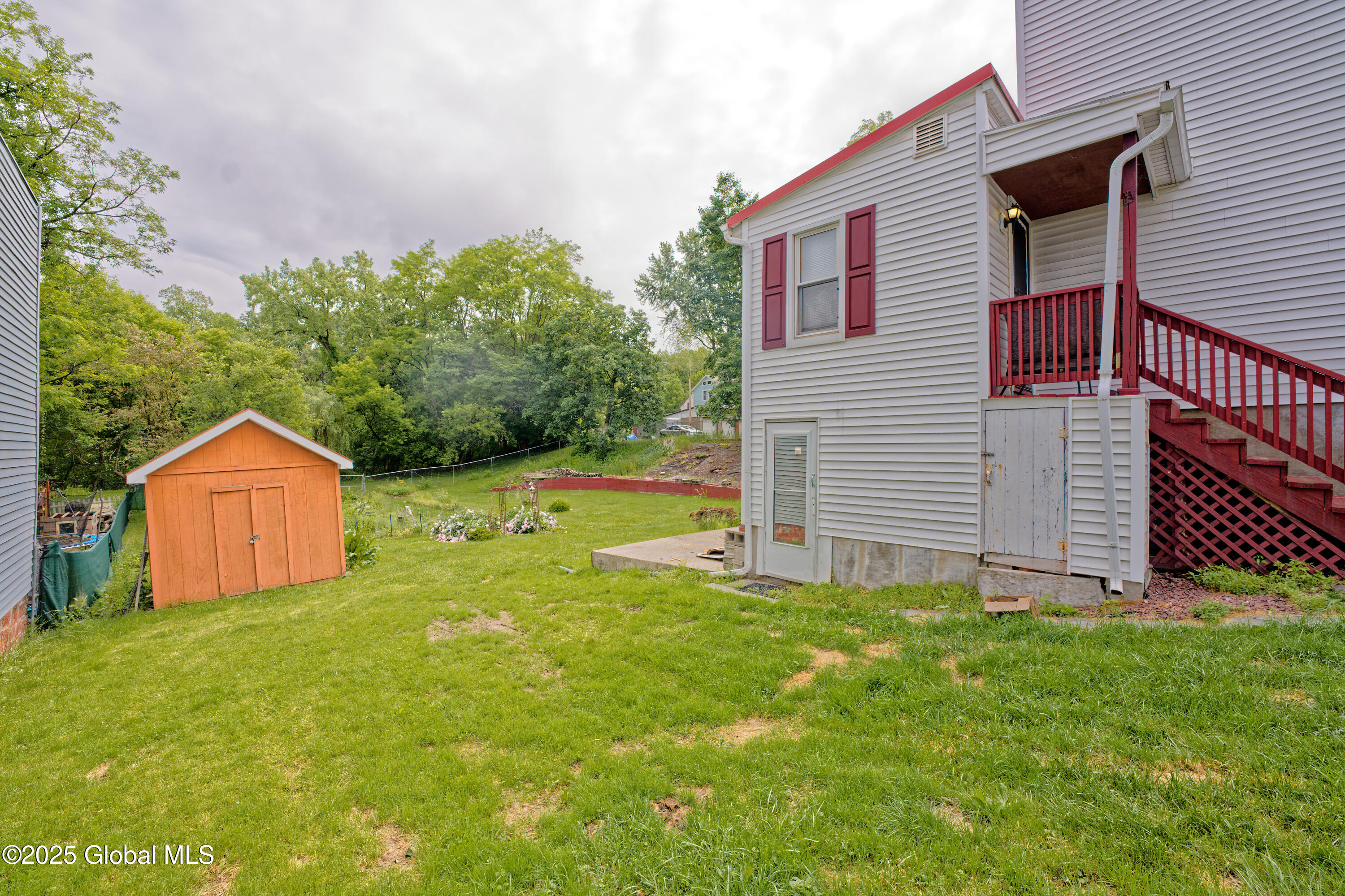 155 3rd Avenue Rensselaer, NY 12144 - Photo 15 of 17 Yard 3