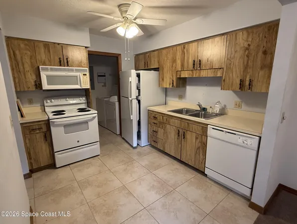 $1,700 | 9032 Manchester Lane, Unit 23C, Melbourne, FL 32904