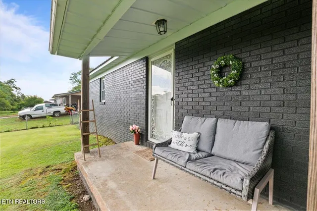 $215,000 | 214 Higdon Lane, La Follette, TN 37766