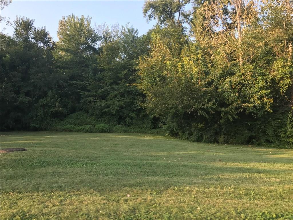 1739 Mitthoeffer Road Indianapolis, IN 46229 - Photo 2 of 5 Gallery Image 2
