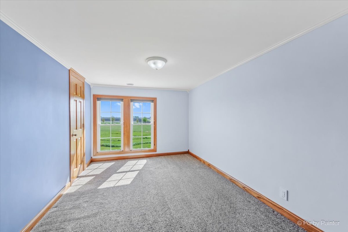 1431 Gillis Road Malta, IL 60150 - Photo 24 of 47