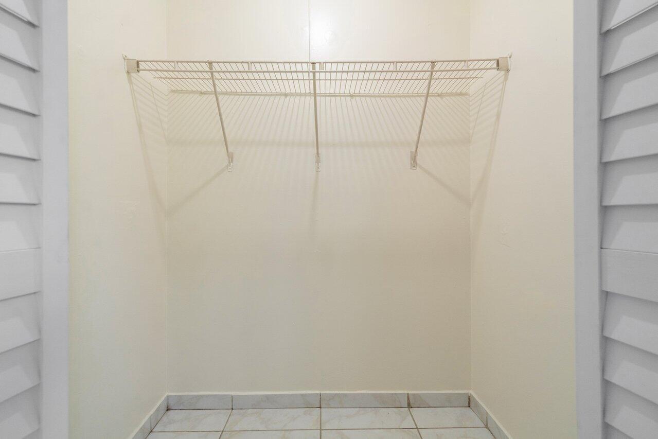 4092 Kirk Road Lake Worth, FL 33461 - Photo 18 of 22 017-4092KirkRoad-LakeWorth-FL-33461-SMAL