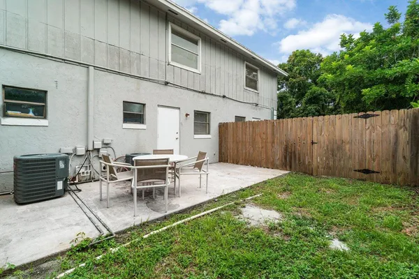 $2,200 | 4092 Kirk Road, Lake Worth, FL 33461