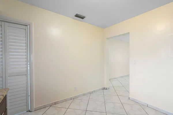 $2,200 | 4092 Kirk Road, Lake Worth, FL 33461