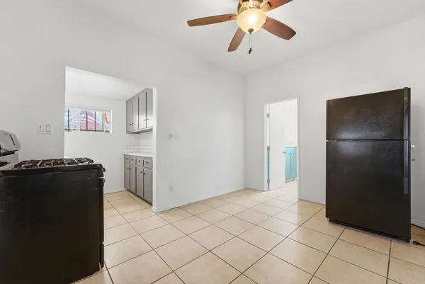 $3,000 | 2428 K Street, San Diego, CA 92102