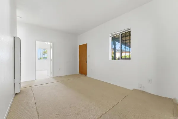 $3,000 | 2428 K Street, San Diego, CA 92102