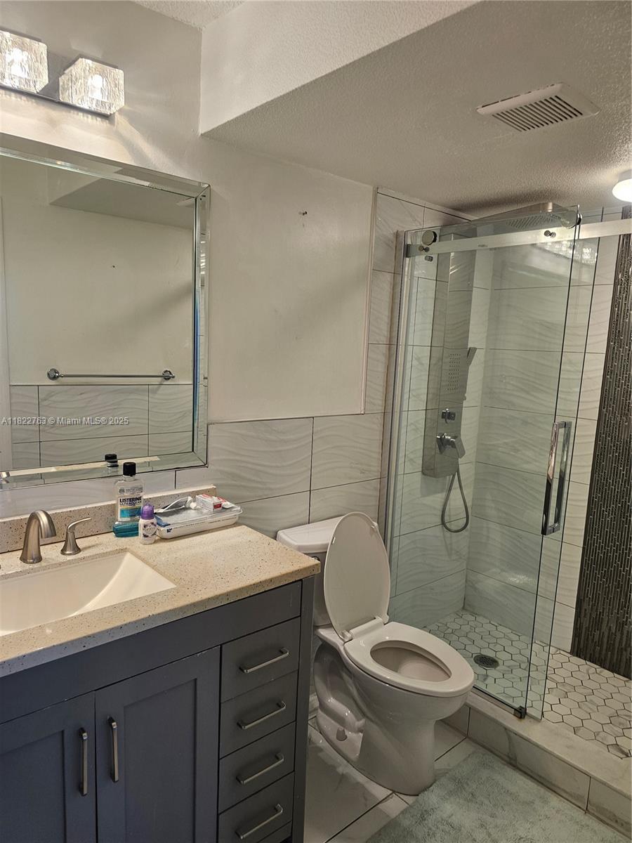 3551 Inverrary Drive, Unit 304 Lauderhill, FL 33319 - Photo 7 of 13