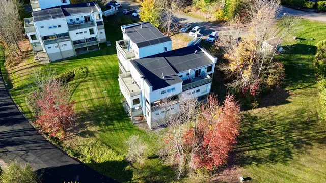 $359,000 | 197 Mountainside Drive, Unit A302, Stowe, VT 05672