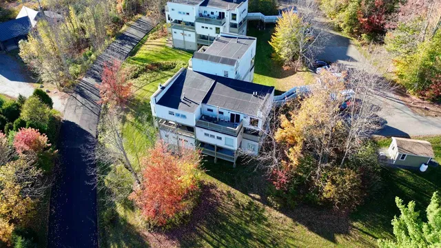 $359,000 | 197 Mountainside Drive, Unit A302, Stowe, VT 05672